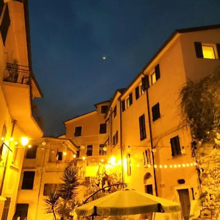 La Terrazza Di Alta - Relax Nel Borgo Ligure Apartmán *