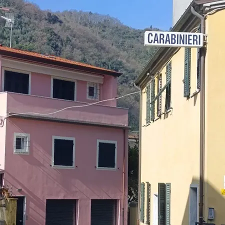 La Terrazza Di Alta - Relax Nel Borgo Ligure Apartmán *
