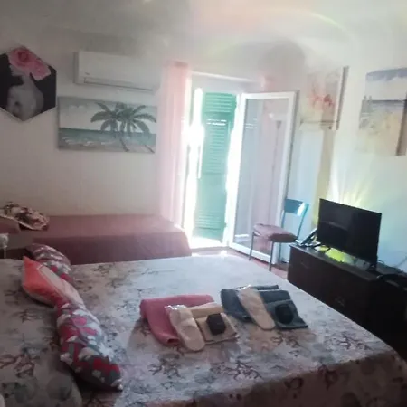 La Terrazza Di Alta - Relax Nel Borgo Ligure Apartamento