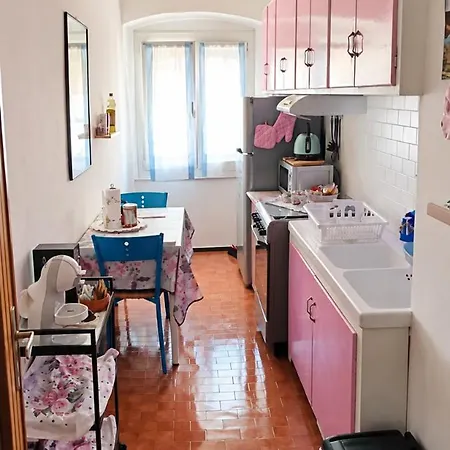 La Terrazza Di Alta - Relax Nel Borgo Ligure Διαμέρισμα *